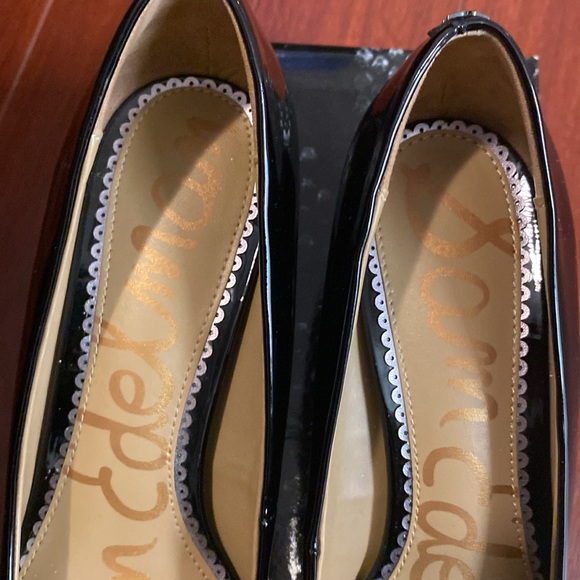 Sal Edelman Black Glossy Kitten Heels - Picture 3 of 6